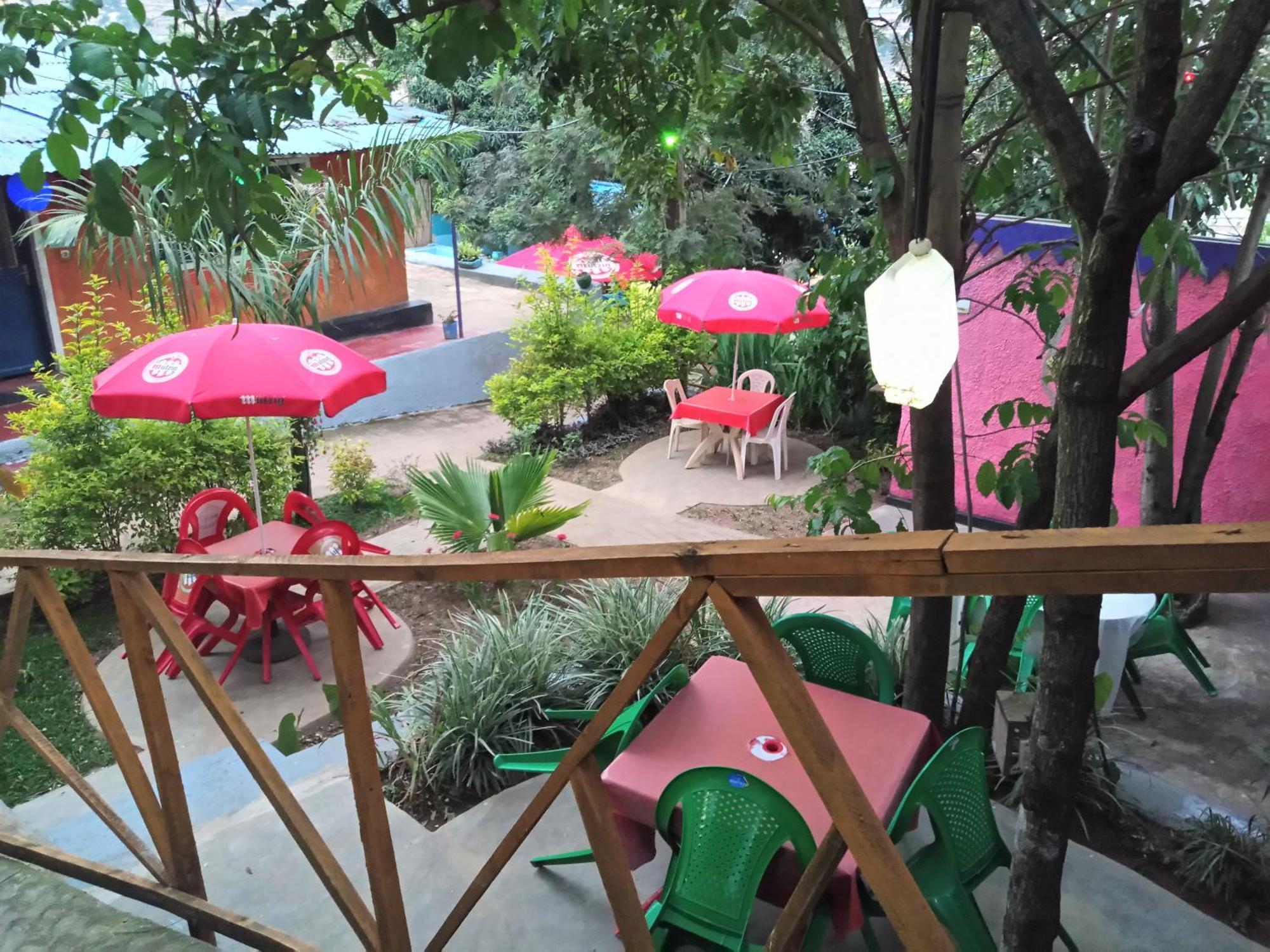 Colours Club And Spa 키갈리 외부 사진